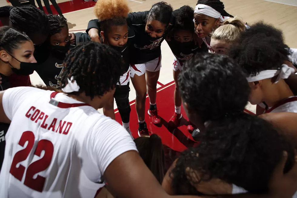 AlabamaWBB Defeats Ranked MS State 86-78