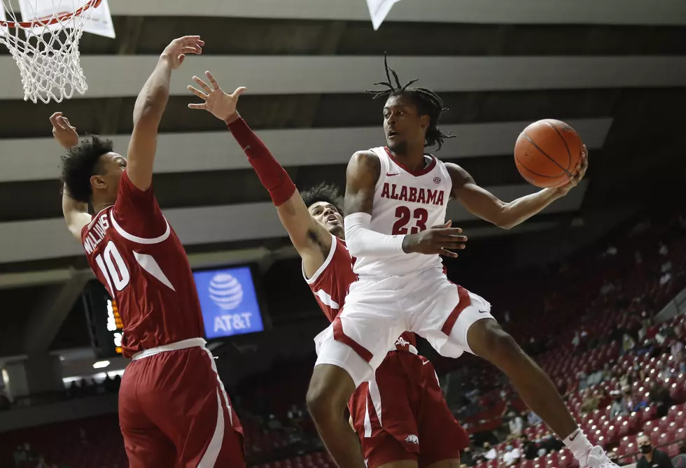 Alabama Hoops Dominates Arkansas, 90-59