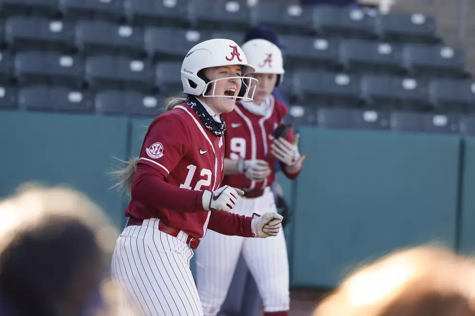 Kaylee Tow Named SEC Softball Player of the Week