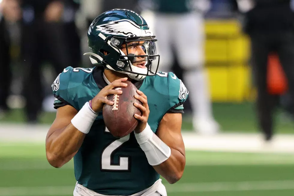 Former Bama QB Jalen Hurts leads his Eagles to another win