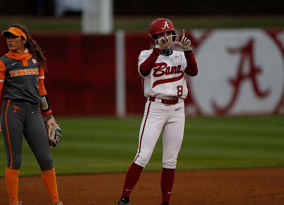 Alabama Softball Injury Report before facing No. 8 Arkansas