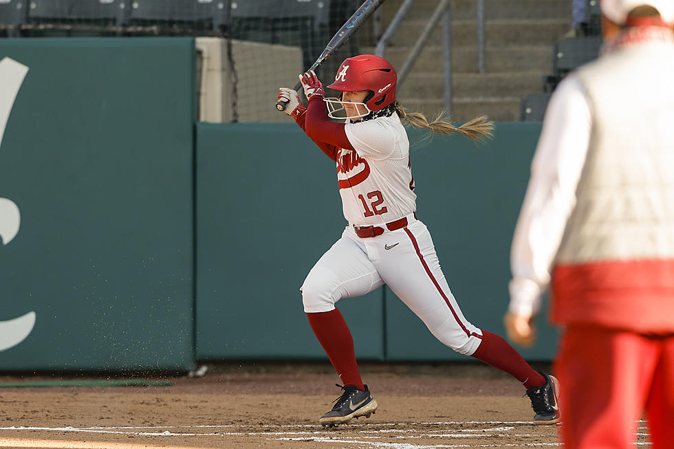 Alabama Softball Opens April by Sweeping Aggies