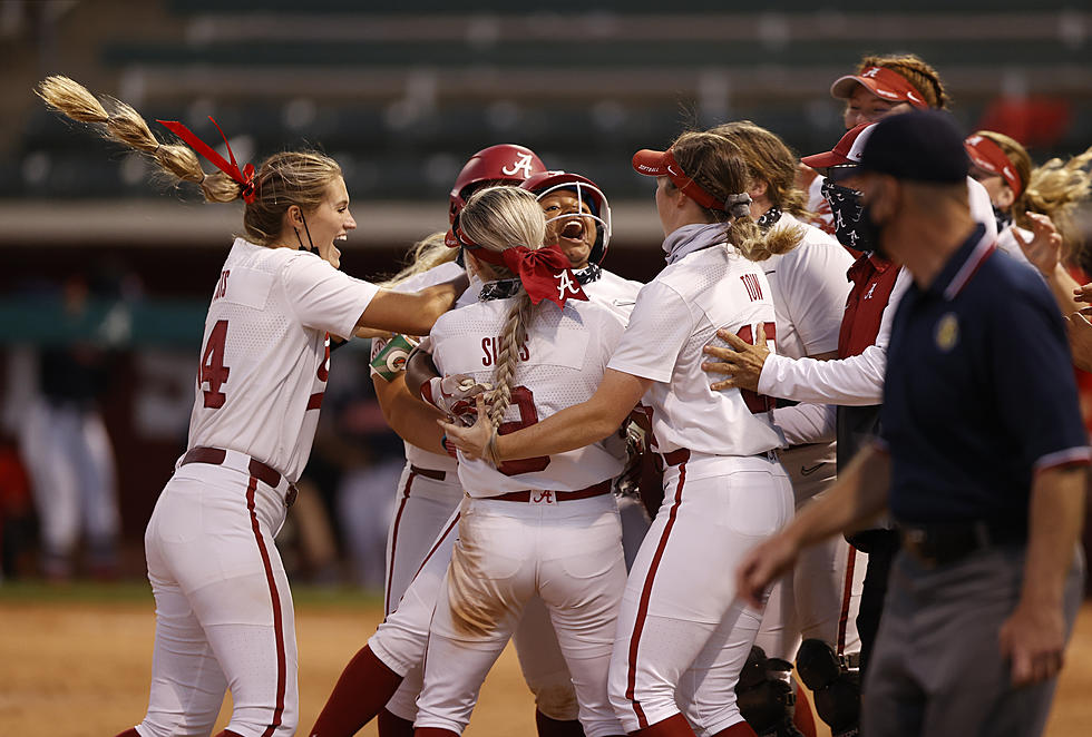 Alabama Softball's Offense Run-Rules Ole Miss in 8-0 Victory