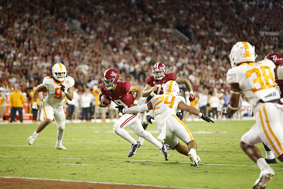 Alabama Rolls Over Vols For 15th Consecutive Win in Rivalry