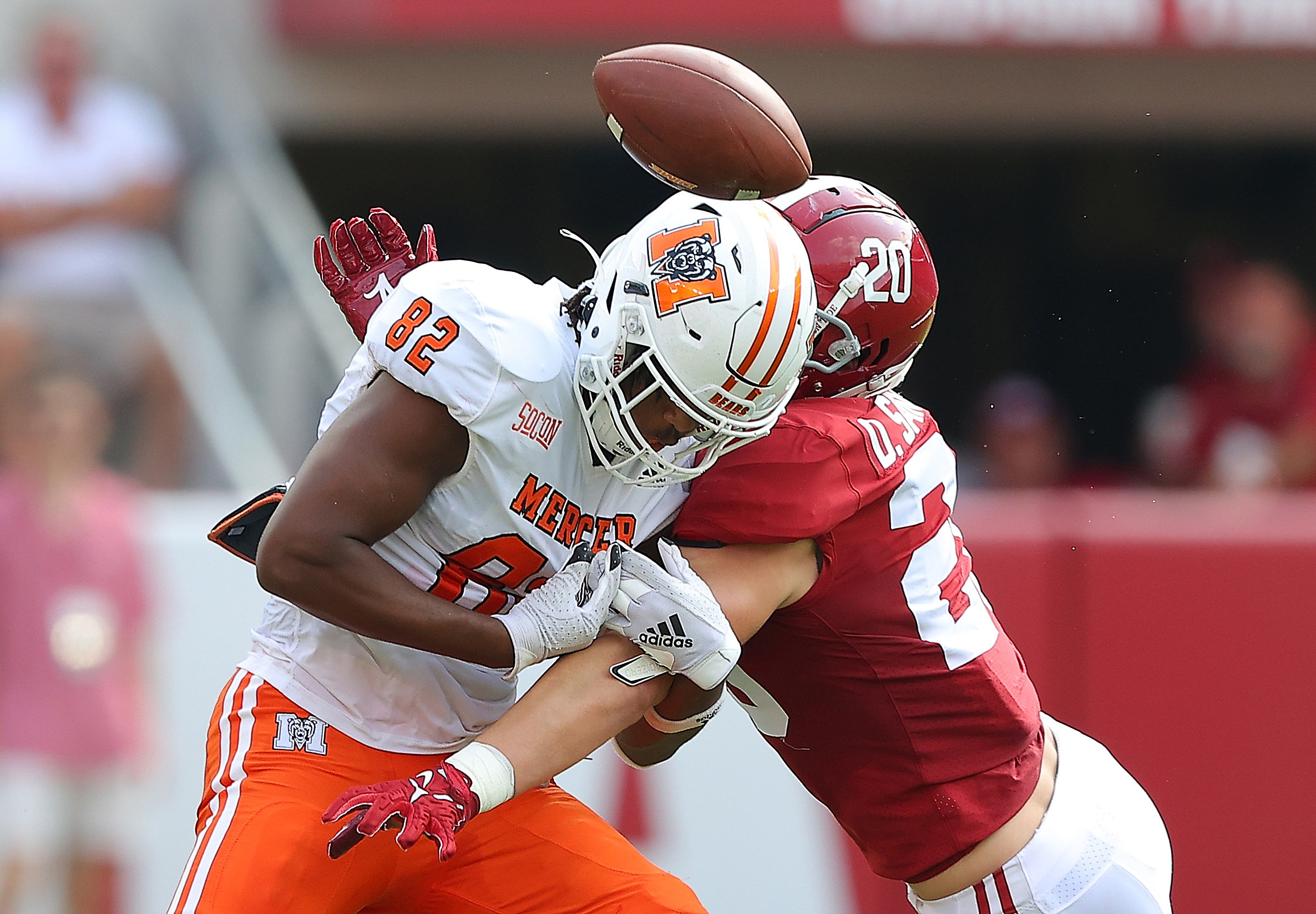 Alabamas Drew Sanders Out with Thumb Injury, Will Texas AandM Game pic