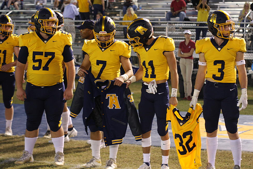 Tuscaloosa Academy Celebrates Fuller Goldsmith During Friday Night’s Win