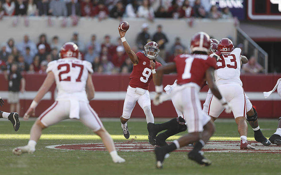 Alabama Slow-Cooks Razorbacks to Clinch SEC West Championship