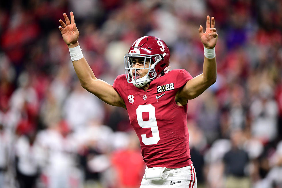 Alabama Quarterback Inks New NIL Deal