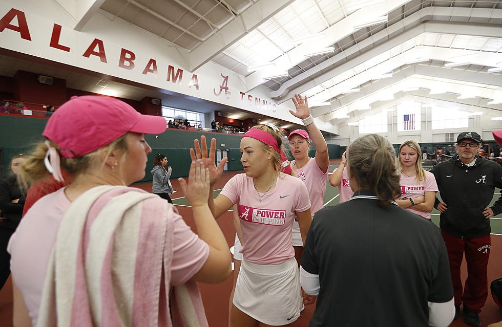 Alabama Tennis Coach Jenny Mainz Earns 300th Win
