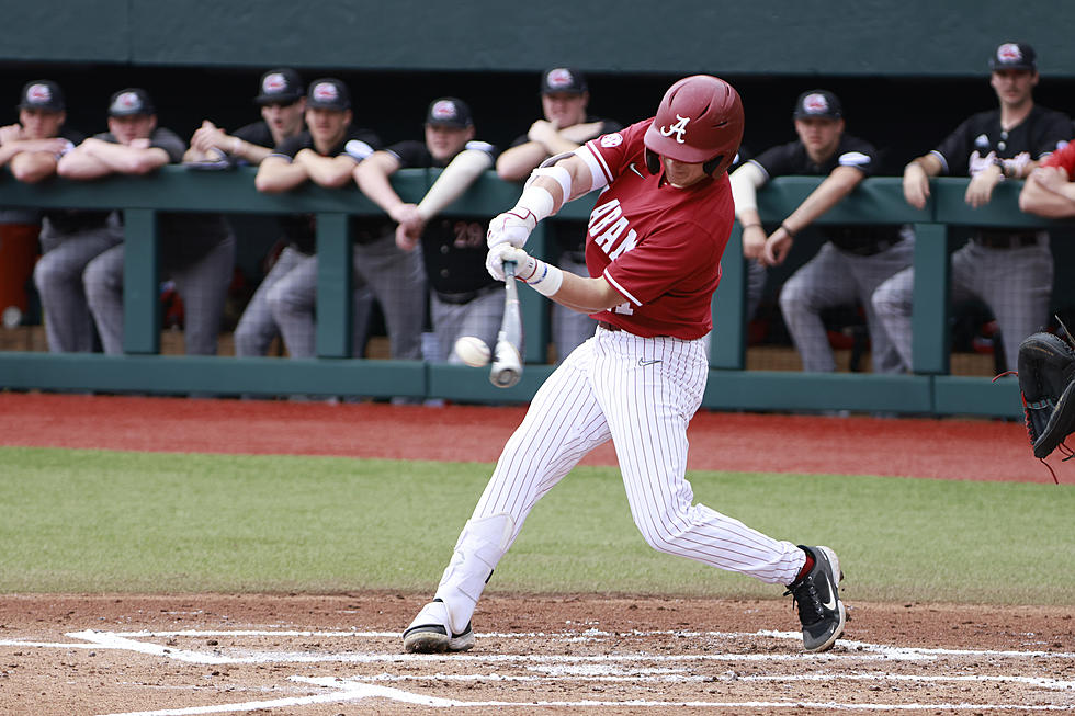 Alabama Baseball Puts on a Clinic in 10-1 Victory