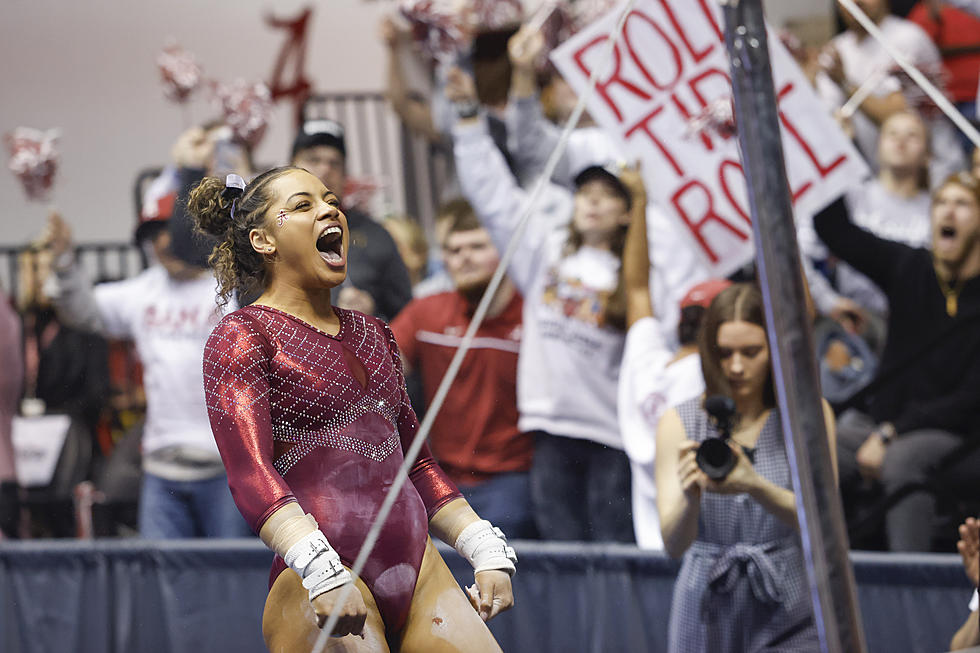 Bama Gymnastics Squad Spooked After Plane's Emergency Landing