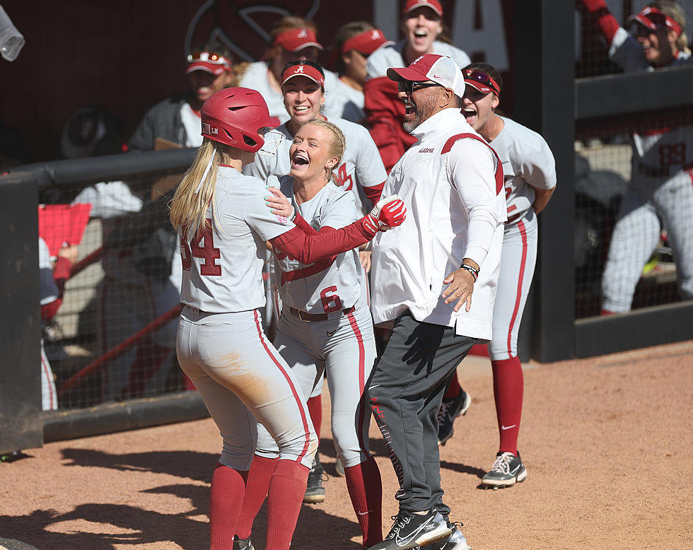 Softball Collects First SEC Sweep of 2022