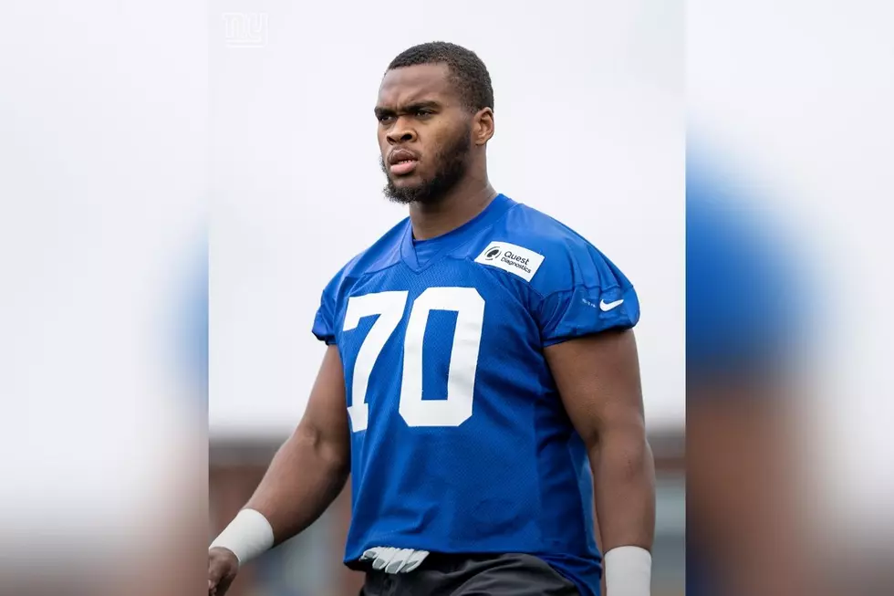 Evan Neal Signs Rookie Deal; Makes Minicamp Debut