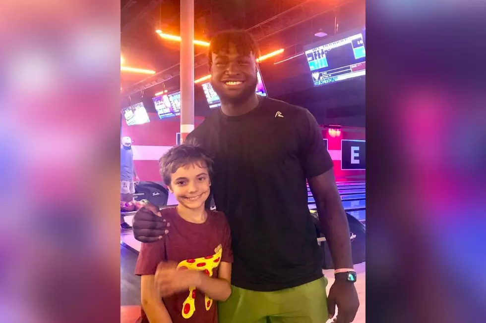 Will Anderson, Jr. Shares Heartwarming Moment with Young Fan