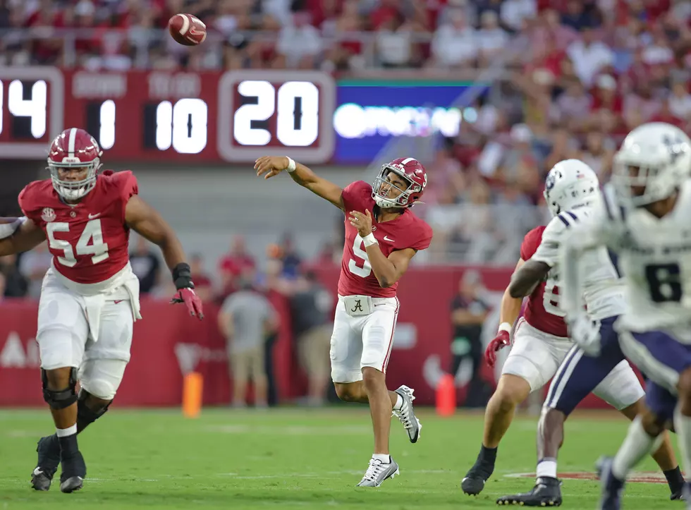 Alabama Steamrolls Utah State in Season Opener