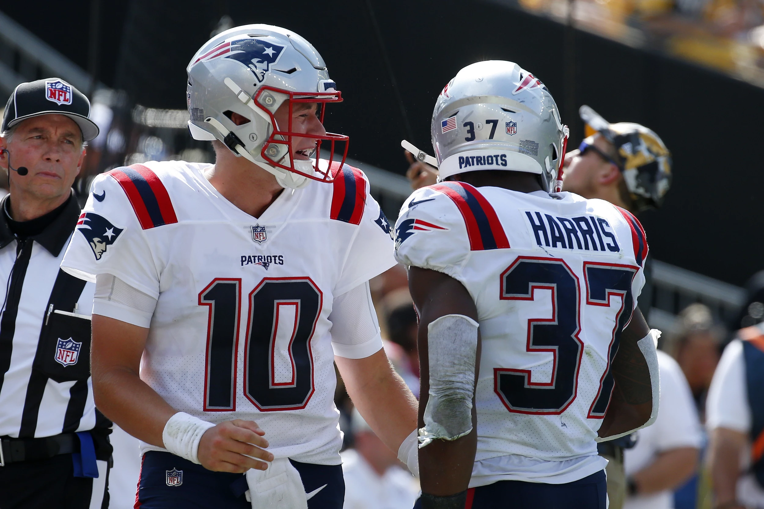 Harris Hits: Texans at Patriots