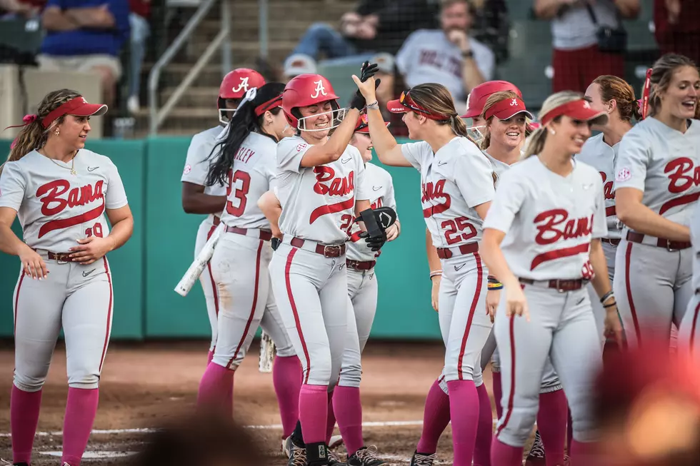 The Bats Were Hot in Alabama&#8217;s 17-0 Victory Over Copiah-Lincoln