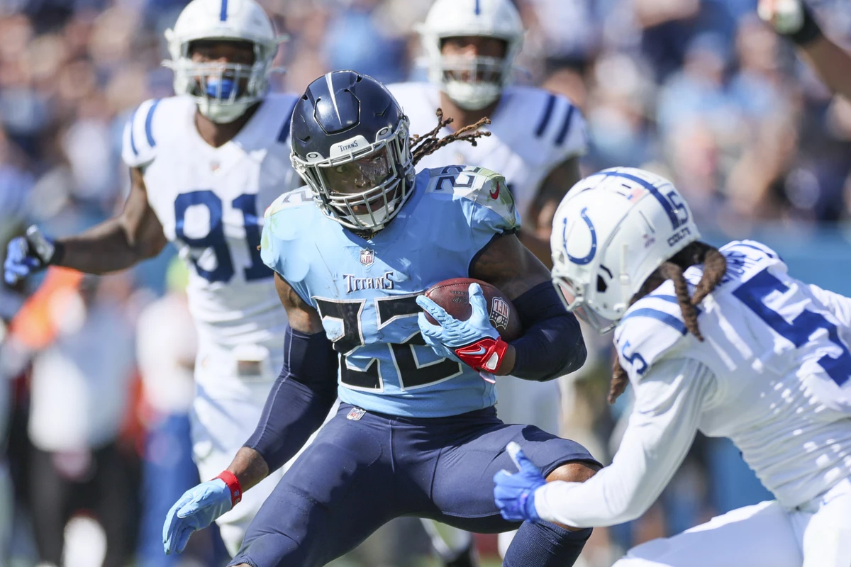 Derrick Henry reminds Titans why he matters as offense posts best game of  season - Newsday