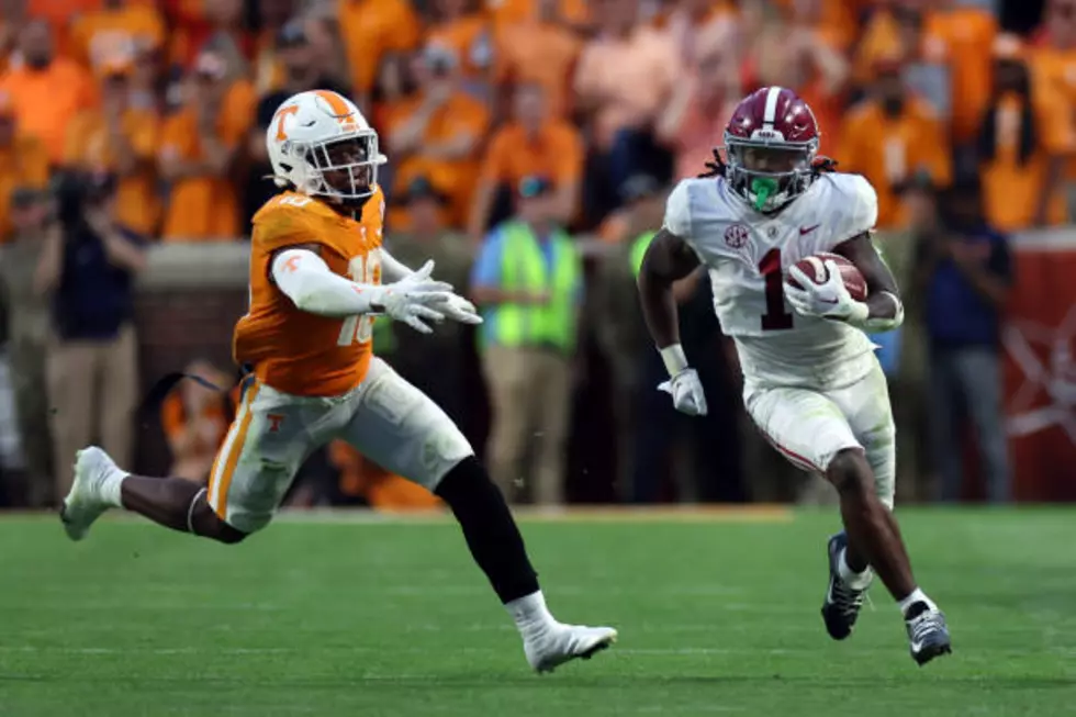 Bryce Young, Jahmyr Gibbs Not Enough in Loss to Tennessee
