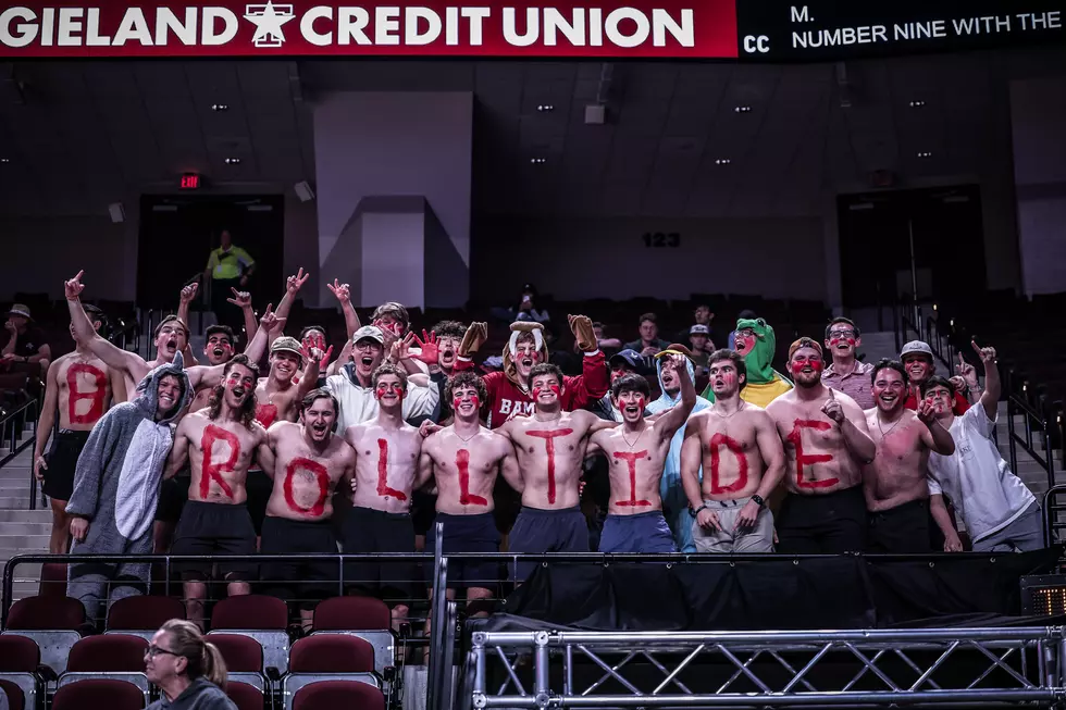 Why These Non-Alabama Fans Showed Up in Crimson Tide Gear