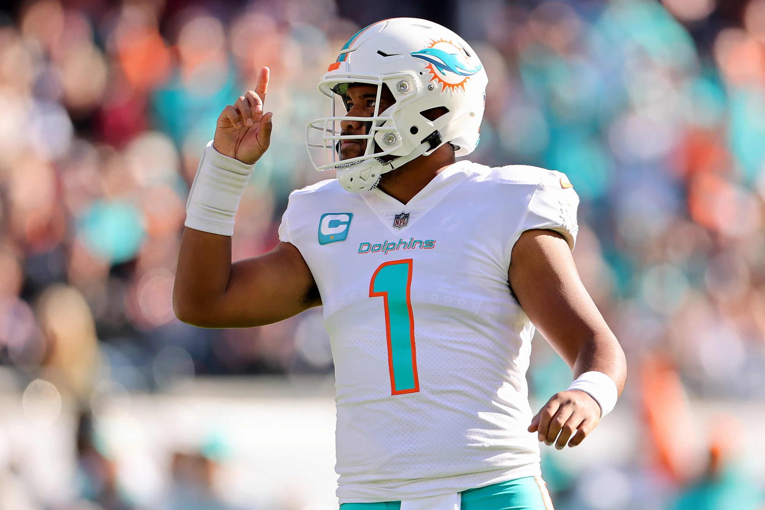 Dolphins' White in concussion protocol