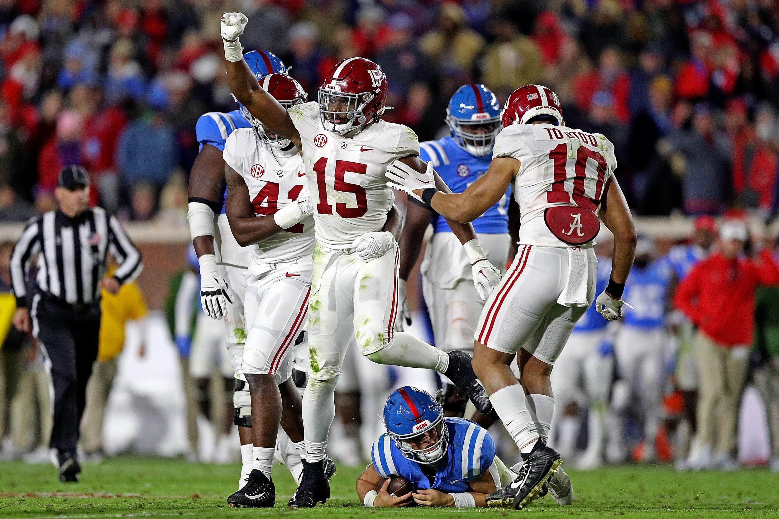 Jahmyr Gibbs laughs when comparing Alabama practices to Detroit Lions'