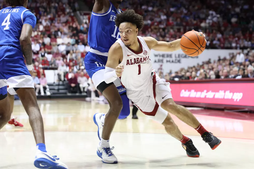 Alabama Declaws Wildcats to Stay Unbeaten in SEC Play 