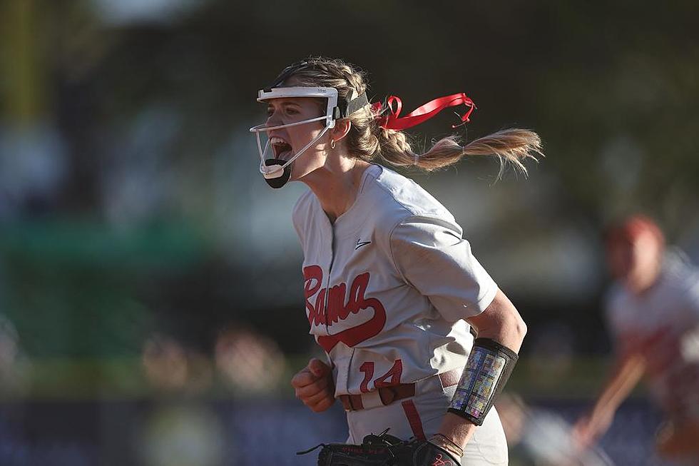 Alabama Ace Named Softball America’s Pitcher of the Year