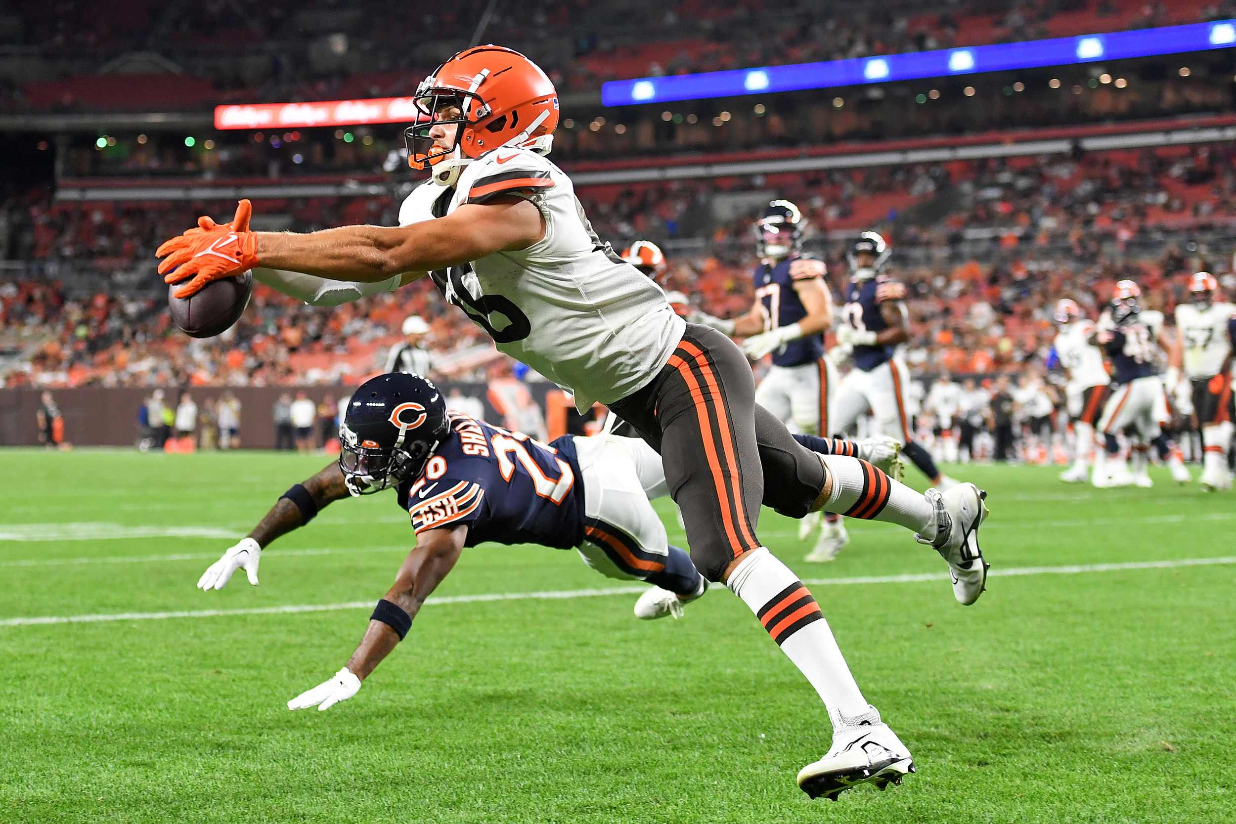 Cleveland Browns waive former Alabama TE Miller Forristall