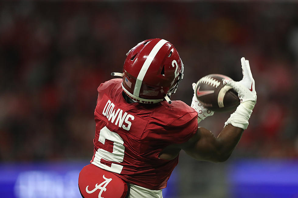 Alabama Safety Wins Shaun Alexander Award 