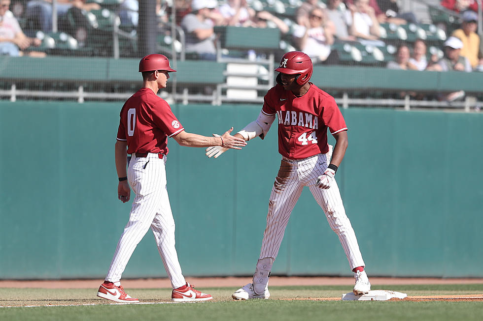 Alabama Sweep Valpo in Another Elite Offensive Output