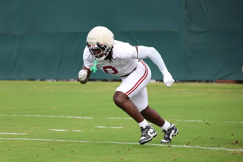 Linebacker Yhonzae Pierre Continues to "Elevate"