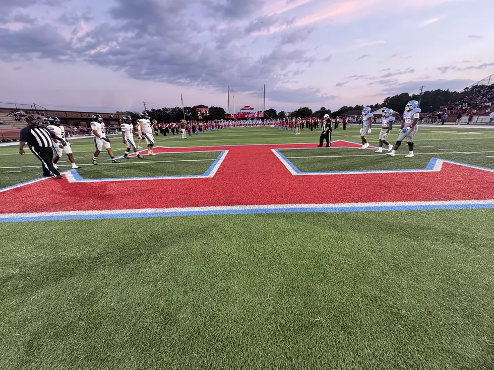 Hillcrest Scores 36 Unanswered in Homecoming Rout of Northridge
