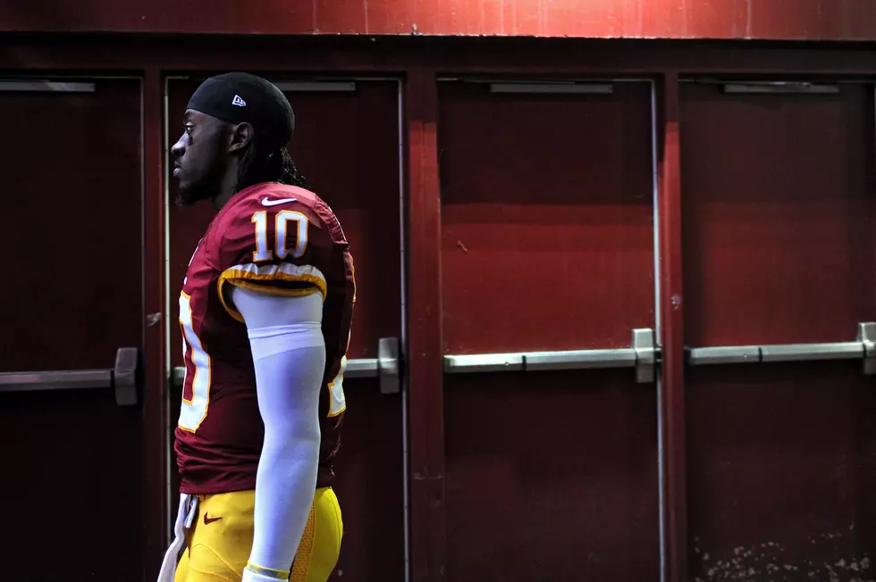 Redskins QB RGIII Told By NFL to Turn &#8216;Know Jesus&#8217; Shirt Inside-Out