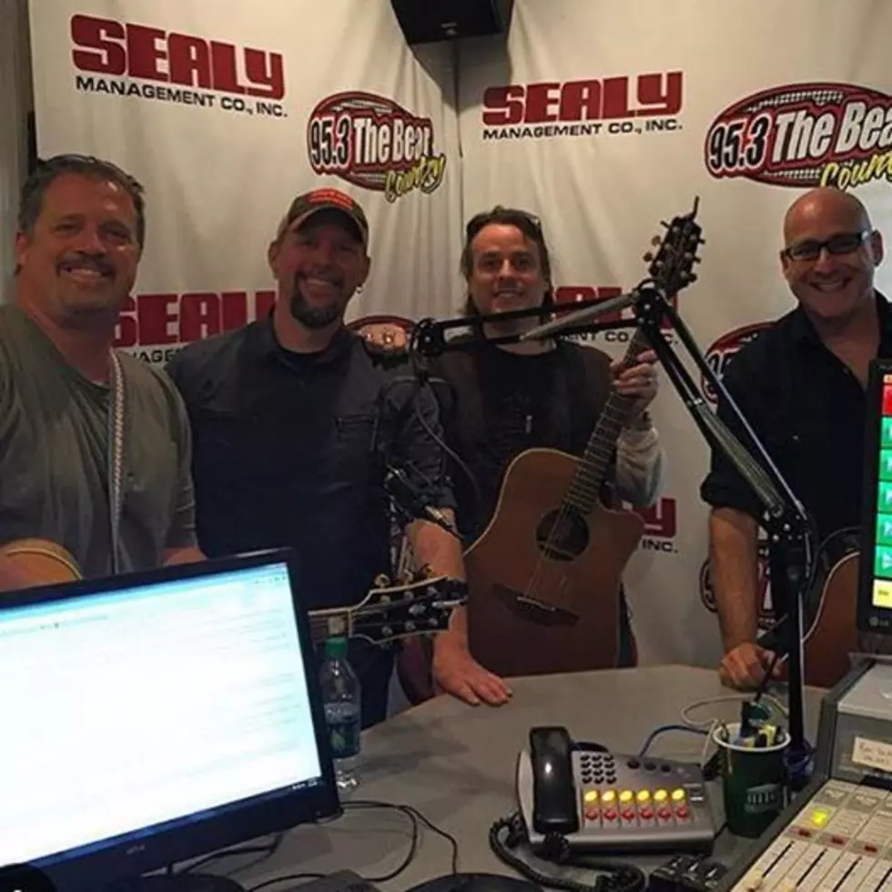 Sister Hazel Performs &#8216;Take It with Me&#8217; Live in the Bear&#8217;s Den [VIDEO]