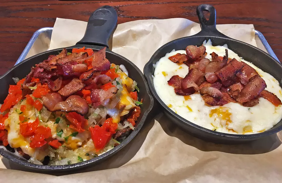 Loaded Tater Tots and 5 Cheese Mac &#038; Cheese from The Brass Tap &#8211; 2017 Bacon Brew &#038; Que Preview
