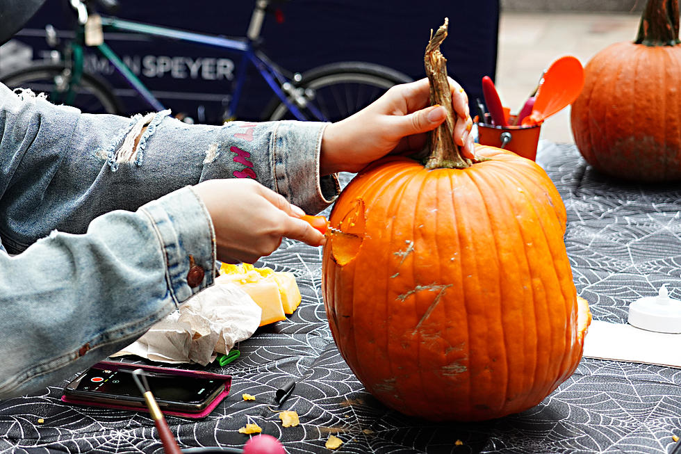 University of Alabama Pumpkin Carving Contest Has An Interesting Winner