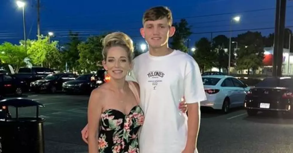 Alabama Mom Asks Her 7m Followers For Help Finding Sons Killer