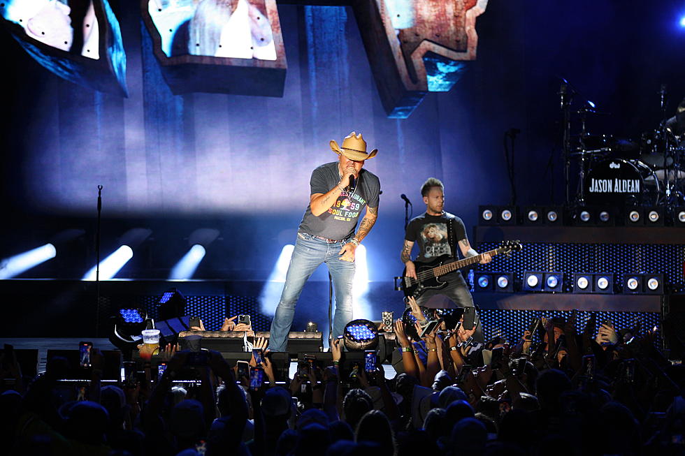 PHOTOS: Jason Aldean Plays to a Sold Out Tuscaloosa Amp