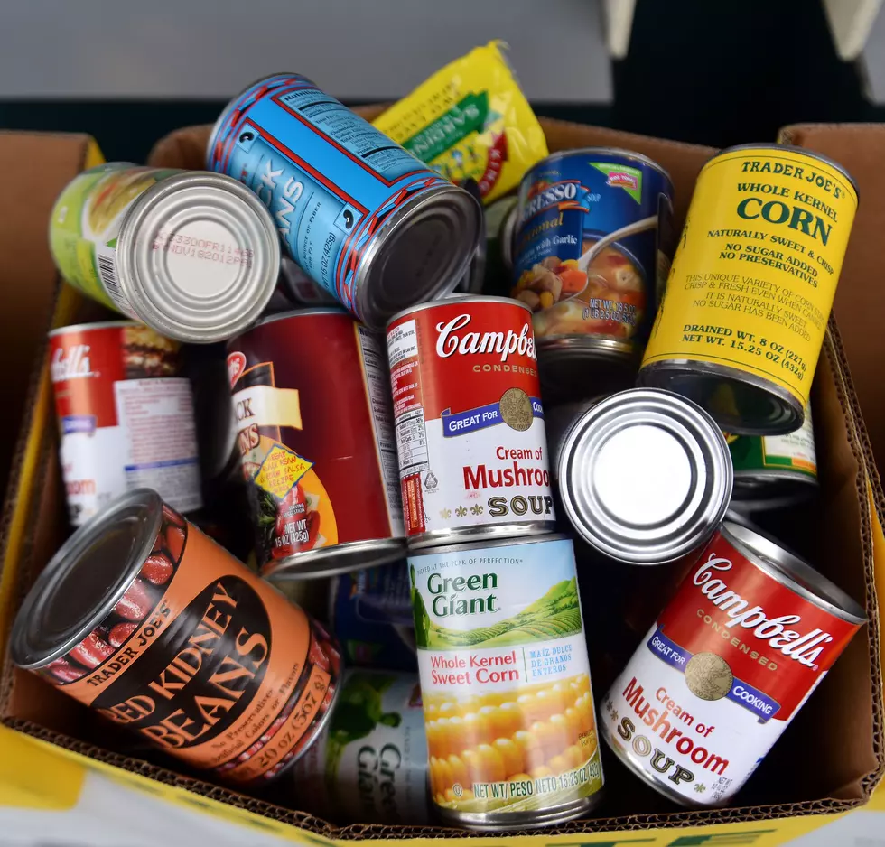 Local Radio Stations Collected Food for the Needy for Thanksgivin
