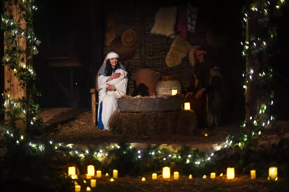 Local Church Hosts Drive Thru Live Nativity  