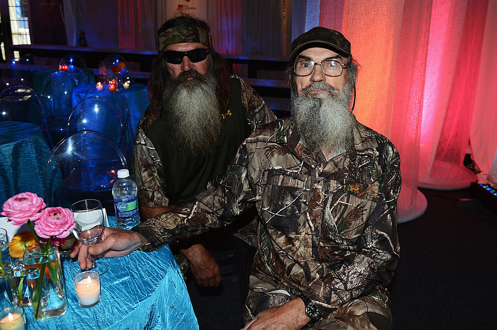 Duck Dynasty Star Phil Robertsons Suspended