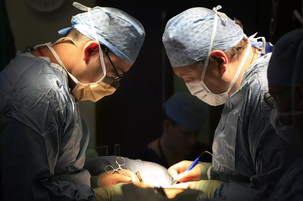 Doctors Perform Uterus Transplant