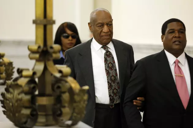 Cosby Waives Formal Arraignment, Headed to Court