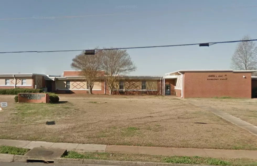 Former MLK Elem. Students Plan Photo Ahead of School Demolition