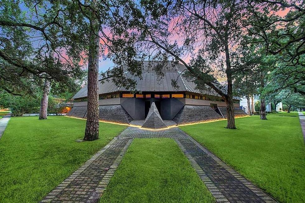 This Houston, Texas ‘Darth Vader’ Home is Perfect for a Star Wars Superfan