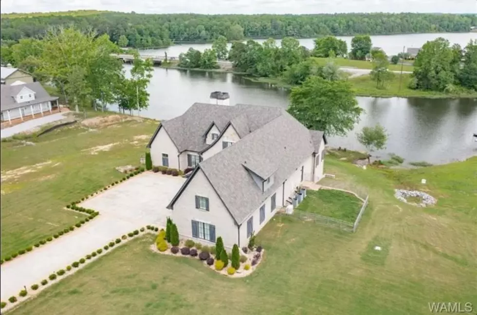 SEE INSIDE Northport, Alabama’s Most Expensive Custom Lake Home