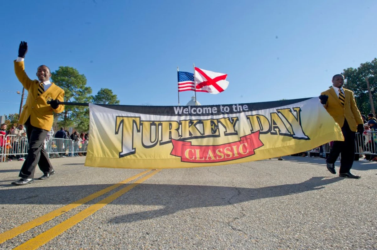 Enjoy an Alabama Thanksgiving at the Turkey Day Classic Parade