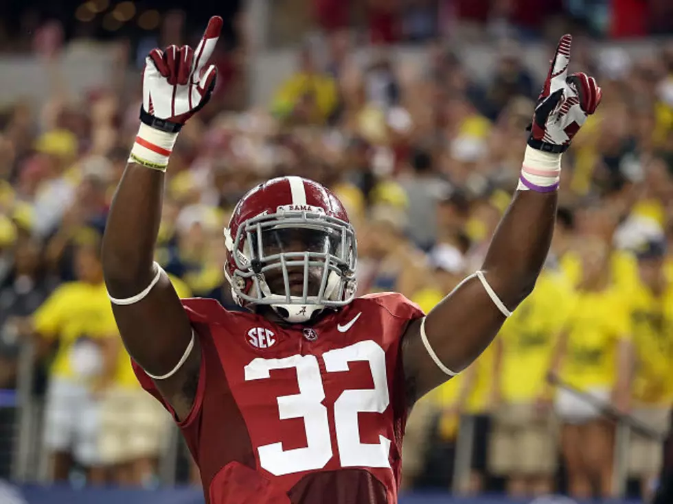 Rolling to No. 1: Tide Takes Top Spot in AP Poll