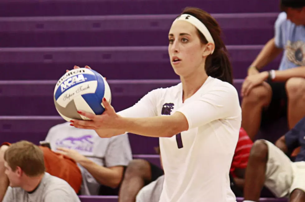 Cougars Fall in Three Sets to Dragons